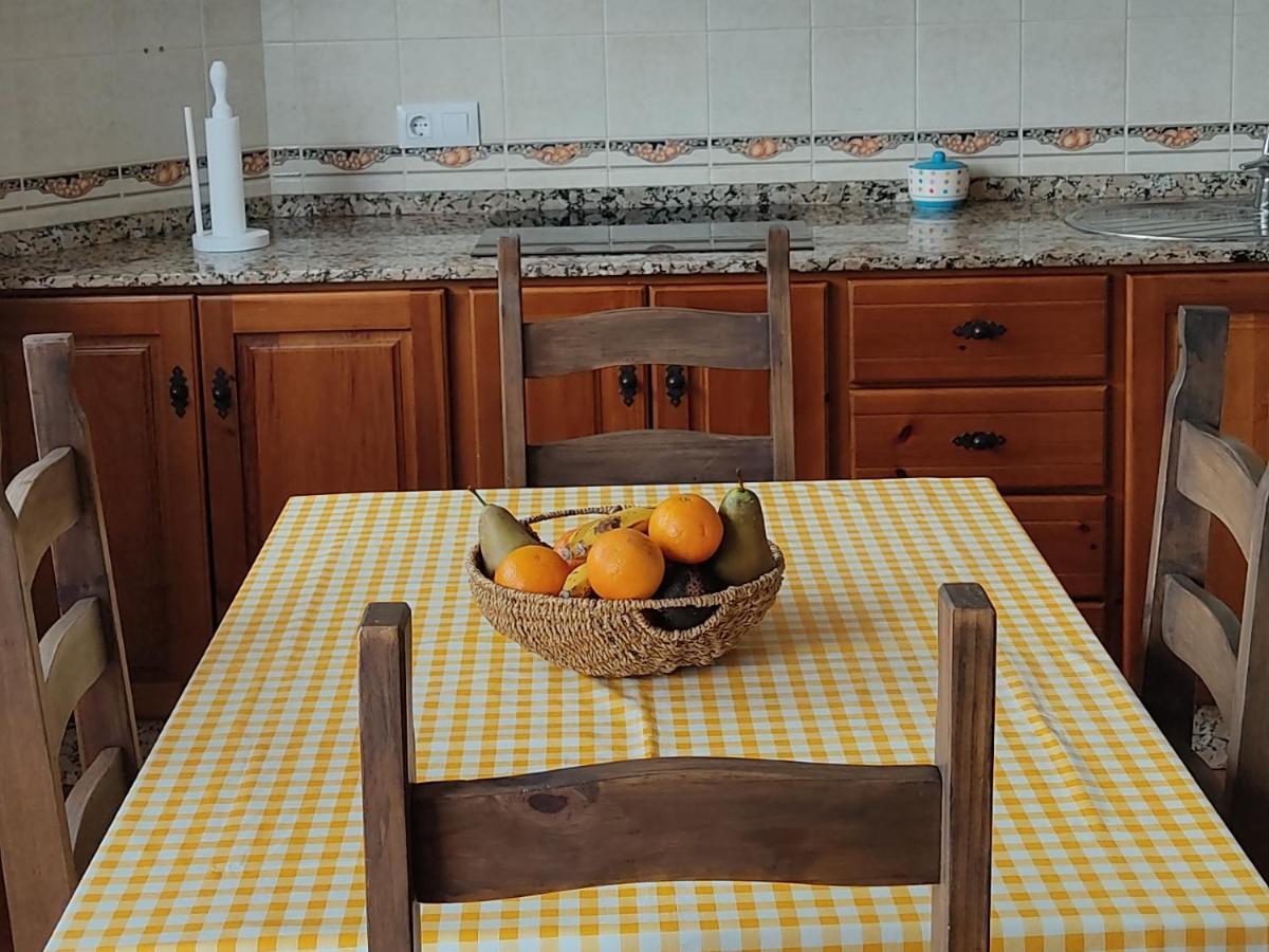 Apartamentos Bolonia - M A N U E L A Eksteriør bilde