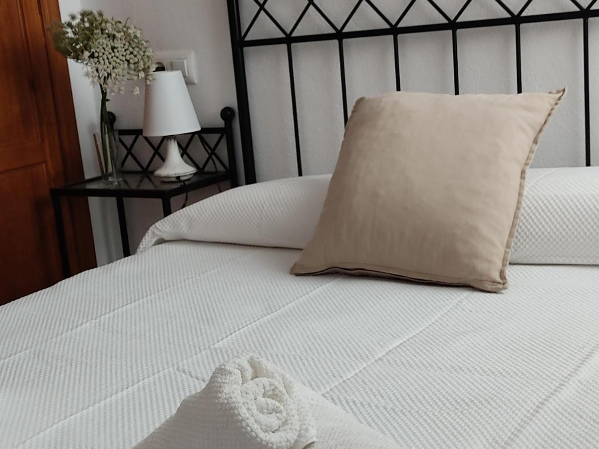 Apartamentos Bolonia - M A N U E L A Eksteriør bilde