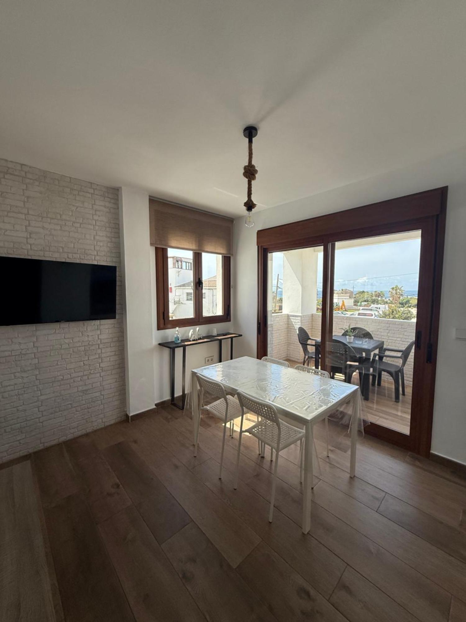 Apartamentos Bolonia - M A N U E L A Eksteriør bilde